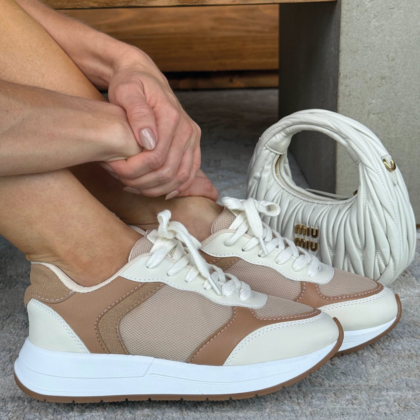 OSAKA BEIGE