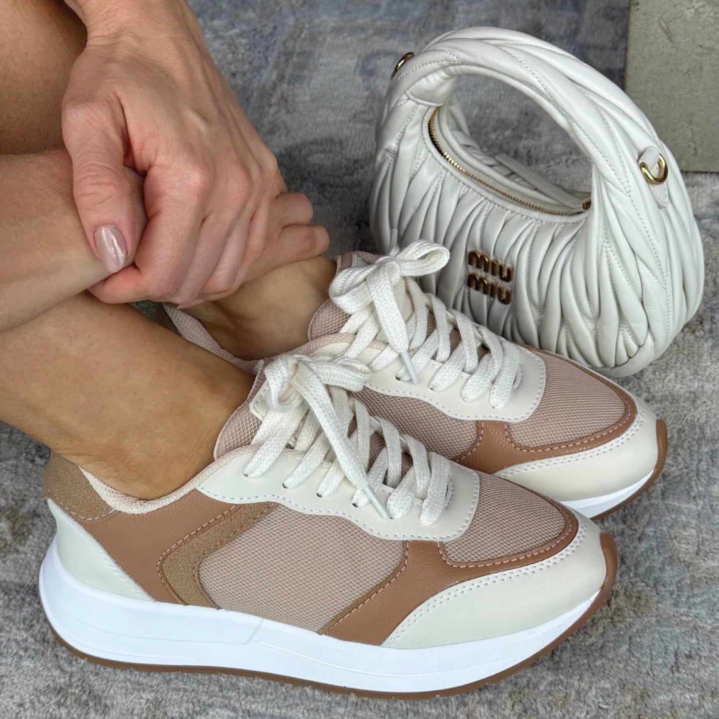 OSAKA BEIGE